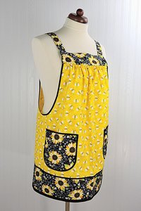 Charming Bees & Sunflowers Pinafore with no ties, relaxed fit smock with pockets, sunny yellow kitchen apron  XS - 5X