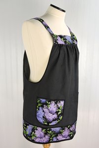 SHIPS FAST ~ Lilac Pindot Pinafore Apron with no ties, relaxed fit smock with pockets, spring floral apron fits L/XL/2X, ready to ship