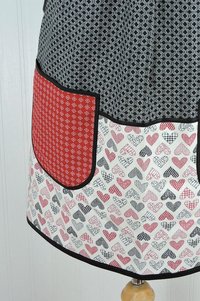 Cream Flirt Hearts Scrapbuster Pinafore with no ties, relaxed fit smock with pockets for Valentine's Day, standard size L/XL/2X, SHIPS FAST