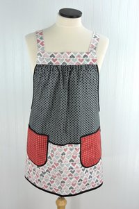 Cream Flirt Hearts Scrapbuster Pinafore with no ties, relaxed fit smock with pockets for Valentine's Day, standard size L/XL/2X, SHIPS FAST