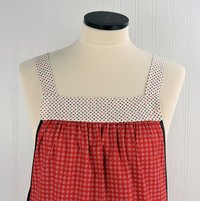 Flirty Hearts Scrapbuster Pinafore with no ties, relaxed fit smock with pockets for Valentine's Day, standard size L/XL/2X, SHIPS FAST