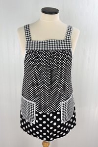 Black & White Scrapbuster Pinafore, relaxed fit smock with pockets, comfortable (doesn't touch neck) Standard Size (fits L/XL/2X) ships now