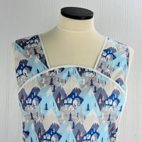 Winter Towne 50s Smock Apron with kangaroo pocket, relaxed fit with no neck ties (H-back apron) fits sizes large or X-large, ready to ship