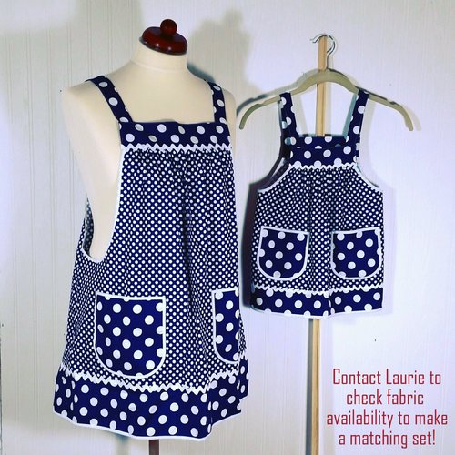 Customized Children's Pinafore Apron with no ties, relaxed fit smock with pockets, 3 sizes, mini-me apron