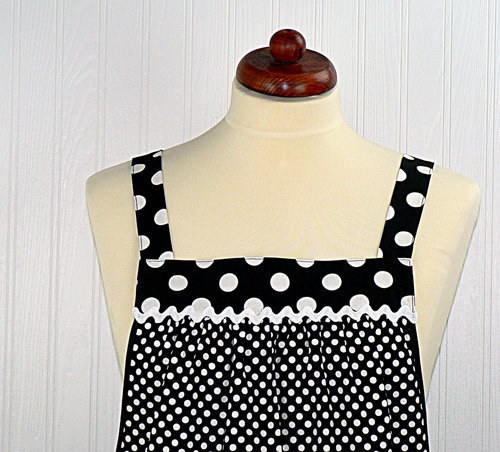 Black and White Dot Pinafore with no ties, relaxed fit smock with pockets, lovely hostess apron made to order XS - 5X