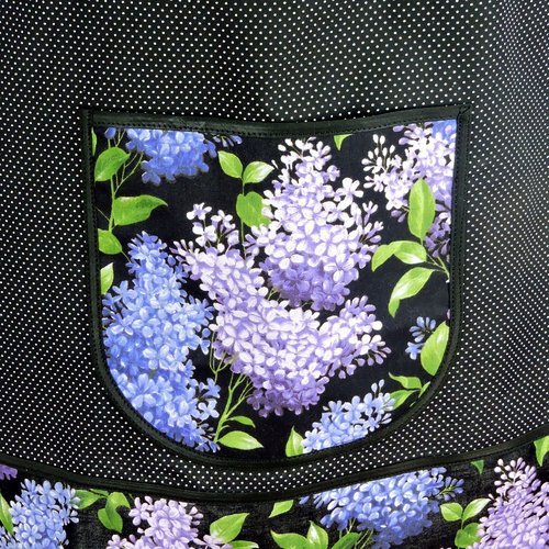 SHIPS FAST ~ Lilac Pindot Pinafore Apron with no ties, relaxed fit smock with pockets, spring floral apron fits L/XL/2X, ready to ship