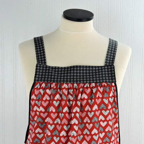 Red Flirt Hearts Valentine Pinafore with no ties, relaxed fit smock with pockets, standard size L/XL/2X, SHIPS FAST