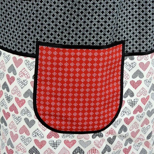 Cream Flirt Hearts Scrapbuster Pinafore with no ties, relaxed fit smock with pockets for Valentine's Day, standard size L/XL/2X, SHIPS FAST