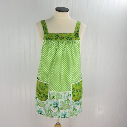 Winterly Dot Pinafore Apron with no ties (straps go straight over the shoulders) relaxed fit smock with pockets, fits L/XL/2X ready to ship