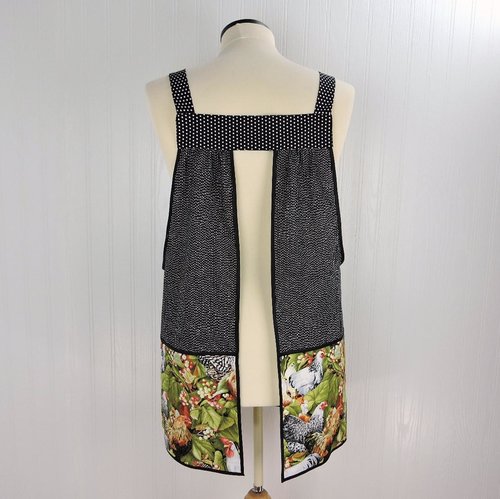 Roosters SCRAPBUSTER Pinafore Apron with no ties, relaxed fit smock with pockets, farmhouse kitchen apron, ready to ship, fits L/XL/2X