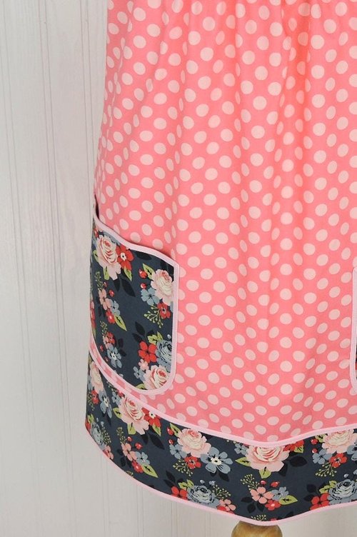 Vintage Polka Dot Charm Pinafore with no ties (straps go straight over the shoulders) relaxed fit smock with pockets L/XL/2X, SHIPS FAST