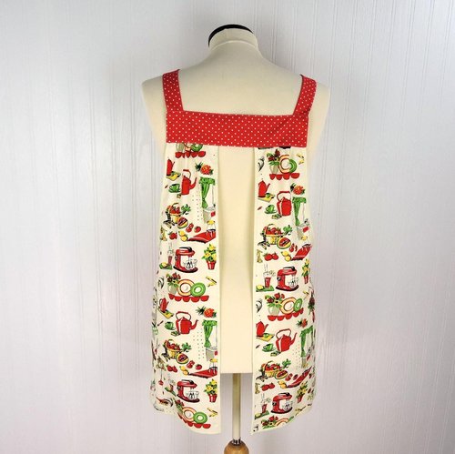 LAST 50s Kitchen Pinafore Apron with no ties (straps go straight over shoulders) relaxed fit smock apron with pockets, ready to ship L/XL/2X