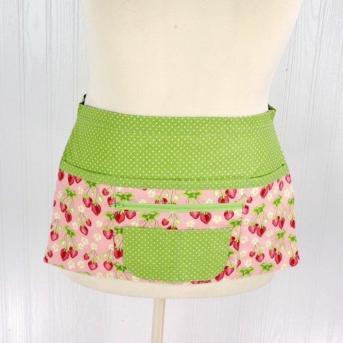 Strawberry Fields SCRAPBUSTER Teacher Apron with pockets, great for vendors with money pocket; servers;  event planner, fits waist up to 40"