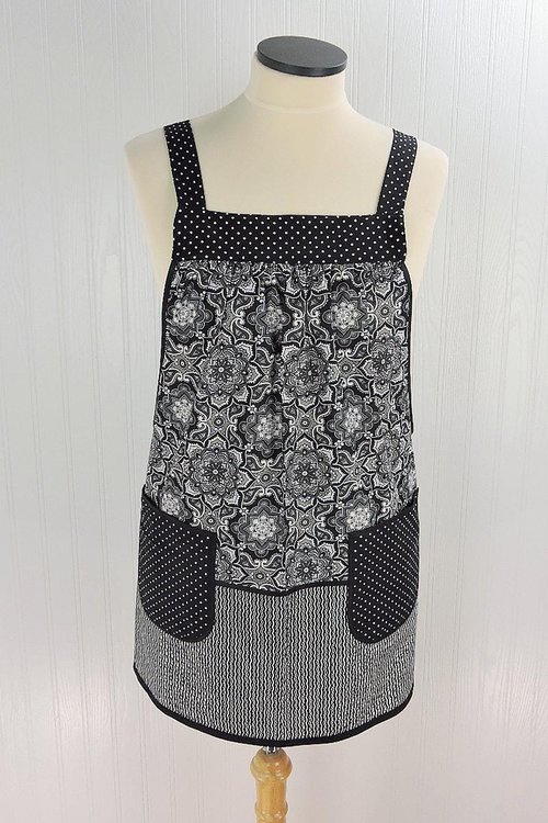 B/W Fancy Medallion Scrapbuster Pinafore with no ties (straps go straight over the shoulder) relaxed fit smock with pocket L/XL/2X ships now