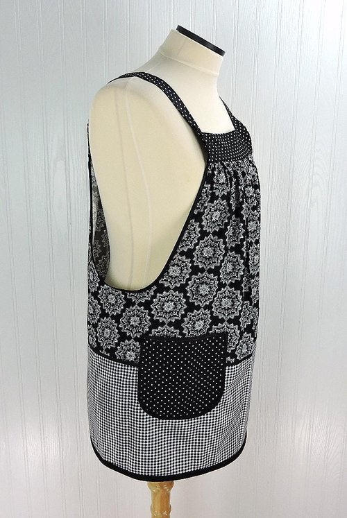 B/W Medallion Check Scrapbuster Pinafore with no ties (straps go straight over the shoulder) relaxed fit smock with pocket L/XL/2X ships now