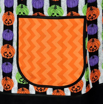 Jack-O-Lanterns Pinafore Apron with no ties, relaxed fit smock with pockets fits L/XL/2X, cute Halloween apron, Ready to Ship